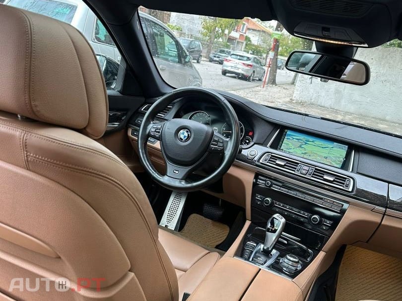 BMW 730 d xDrive Pack M