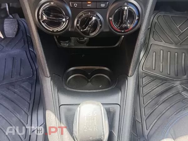 Peugeot 208 1.5 BlueHDi Signature