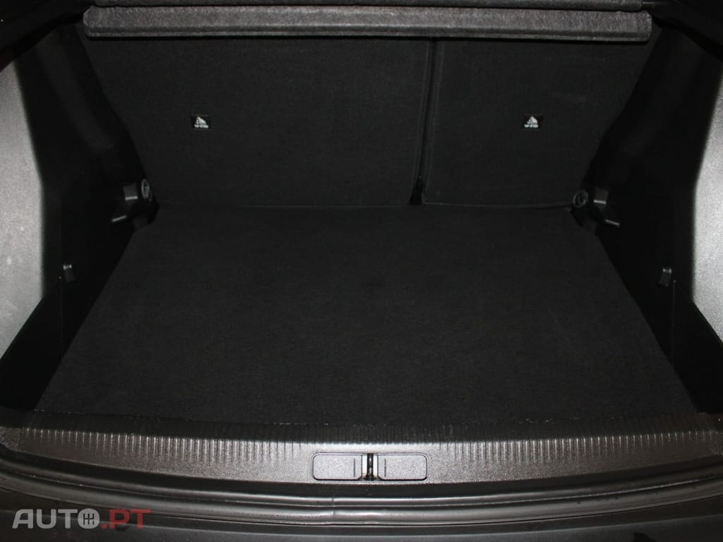 Peugeot 2008 1.5 BHDI ACTIVE I.V.A DEDUTIVEL