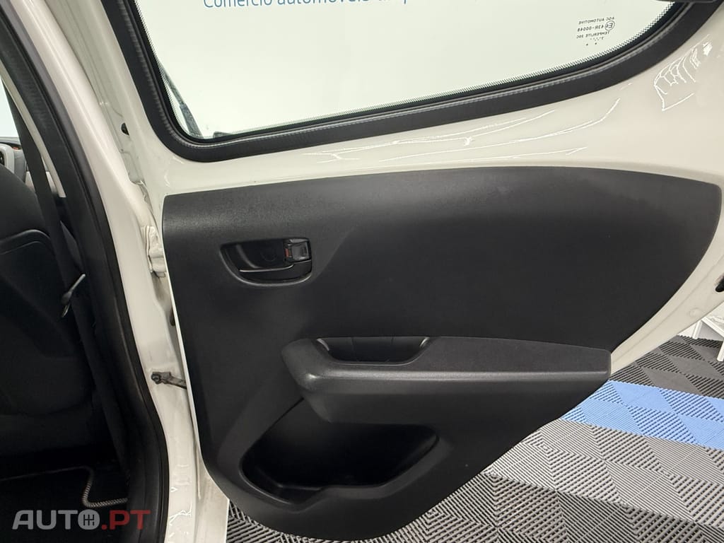 Peugeot 108 1.2 VTi Allure