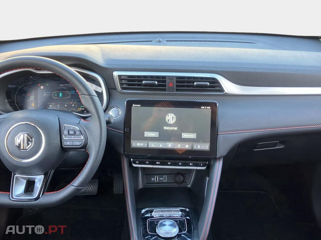 MG ZS EV 72.6 kWh Luxury OBC 11 KW