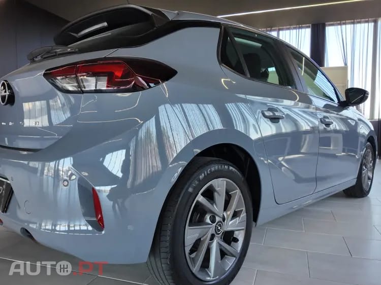 Opel Corsa 1.2 T Edition