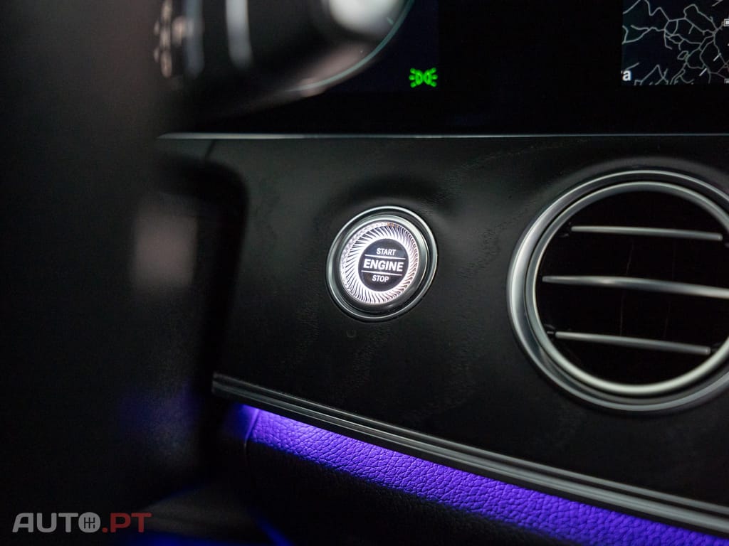 Mercedes-Benz E 300 de AMG Line