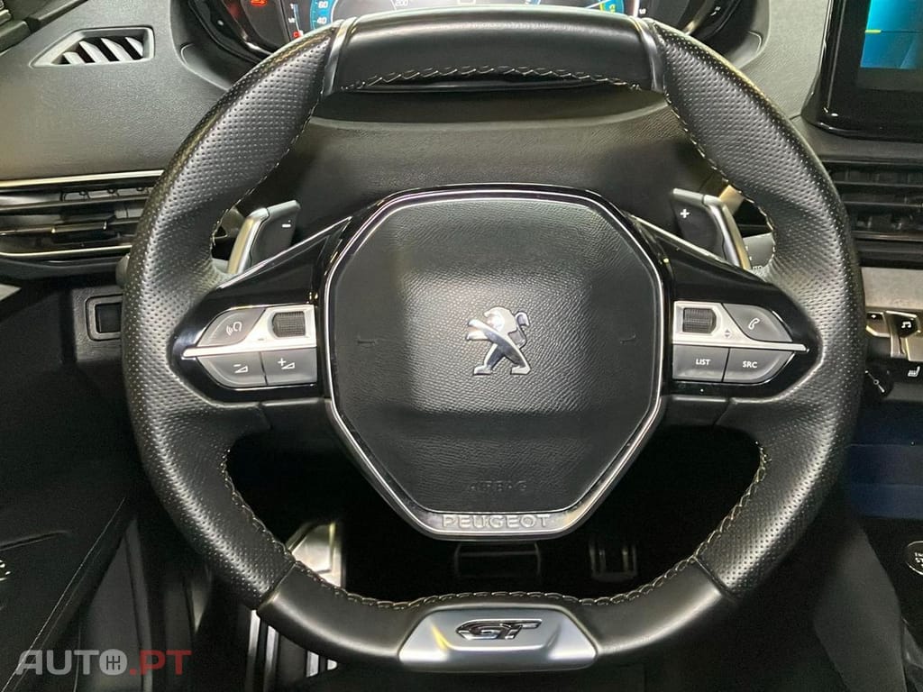Peugeot 3008 1.6 Hybrid GT Pack e-EAT8