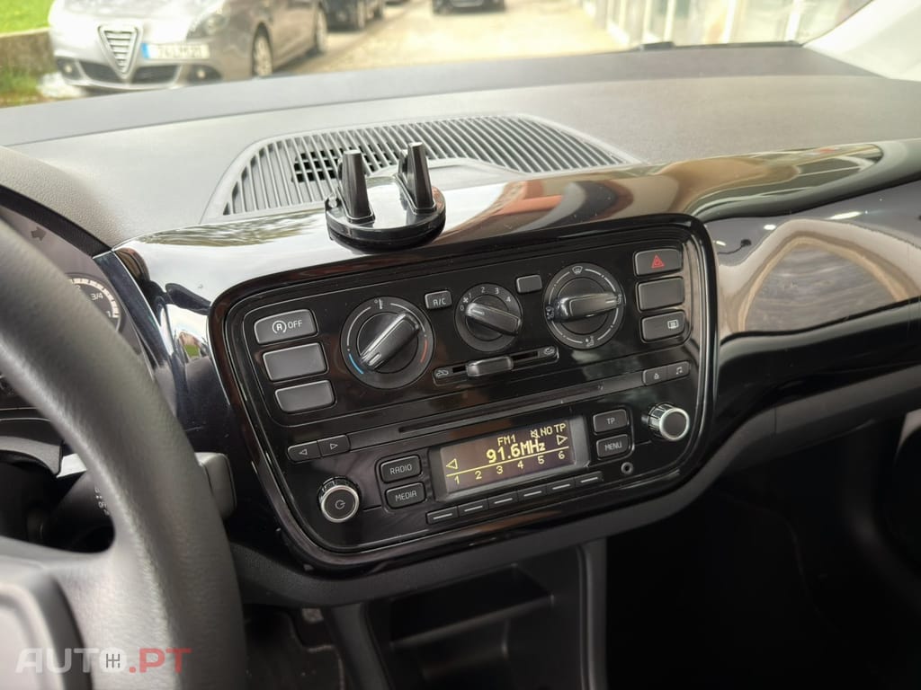 Volkswagen Up! 1.0 BlueMotion Move
