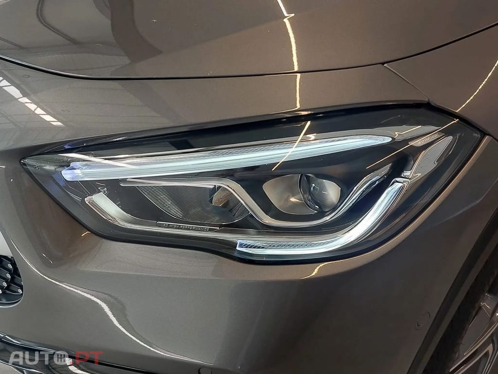 Mercedes-Benz GLA 180 d AMG Line