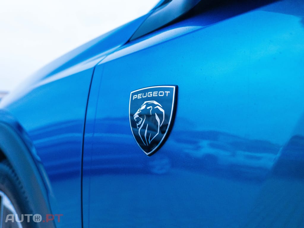 Peugeot 408 1.2 PureTech GT EAT8