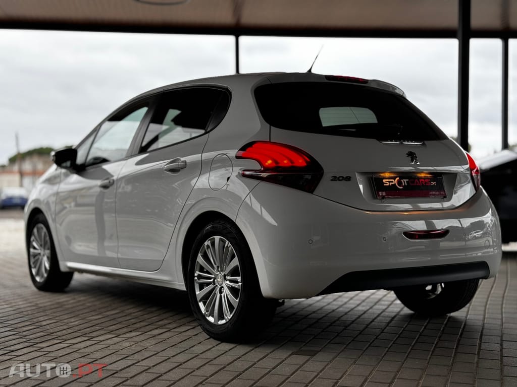 Peugeot 208 1.2 PureTech Style