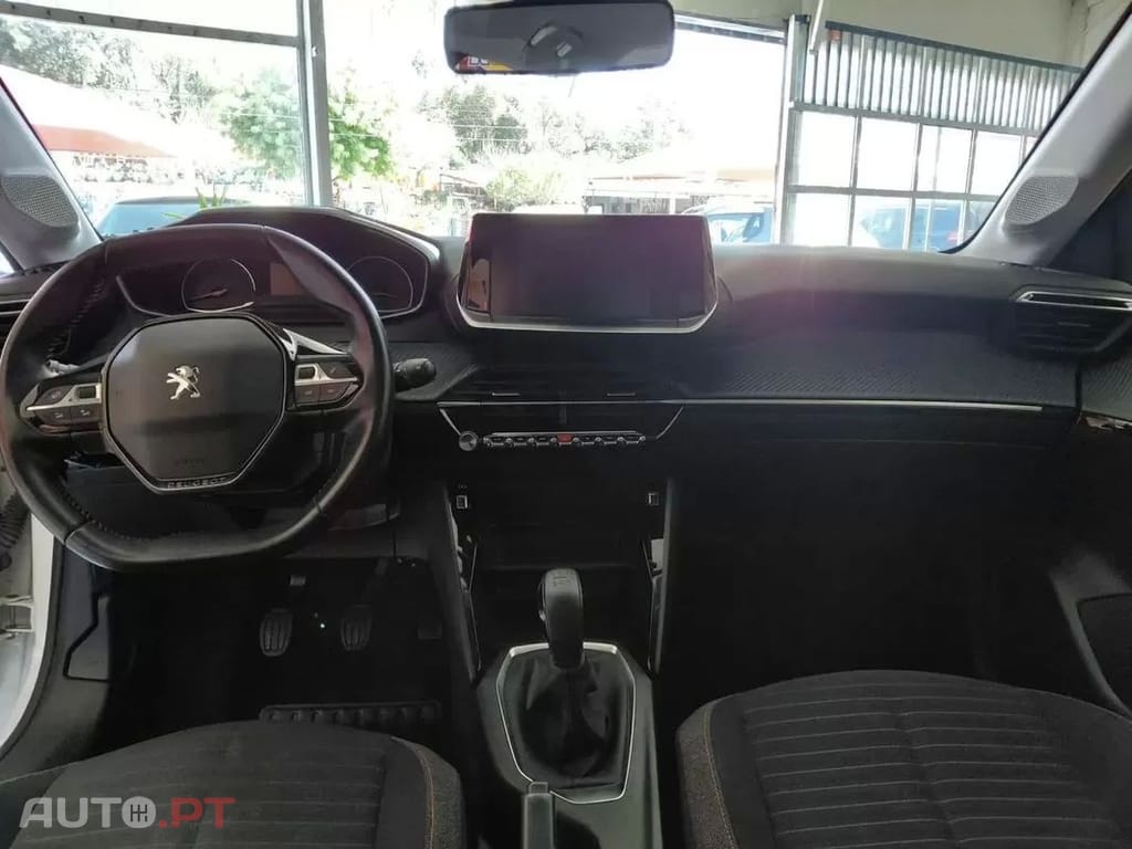 Peugeot 208 1.2 PureTech SE Style