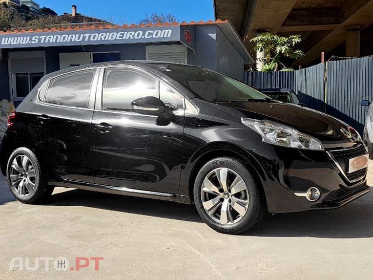 Peugeot 208 1.4 HDi SE Style