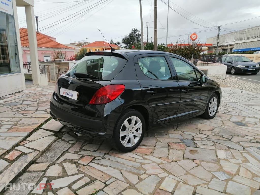 Peugeot 207 1.6 HDi 99g