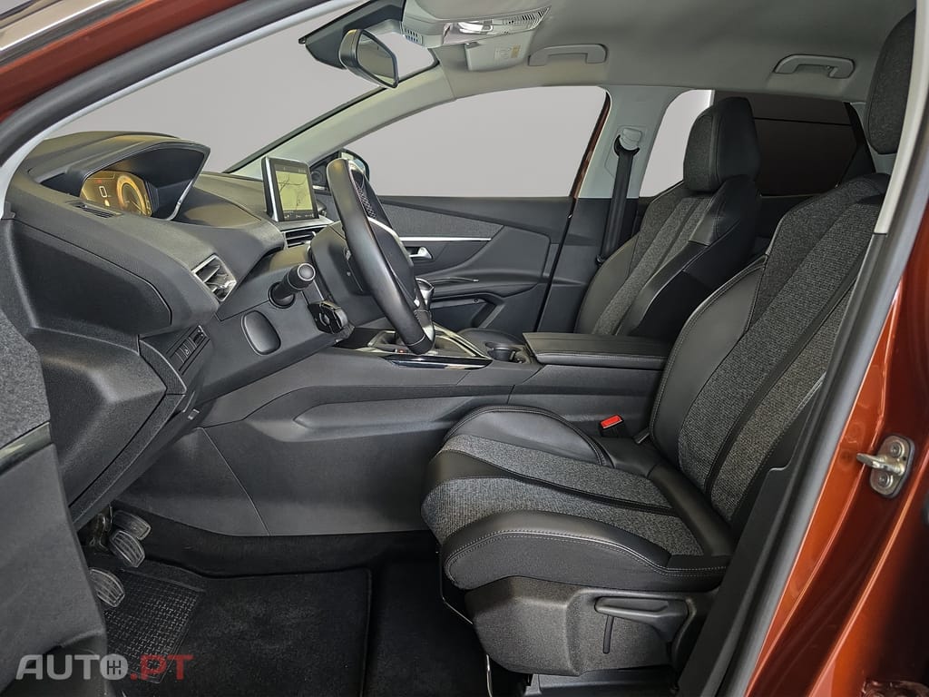 Peugeot 3008 1.2 PureTech Allure