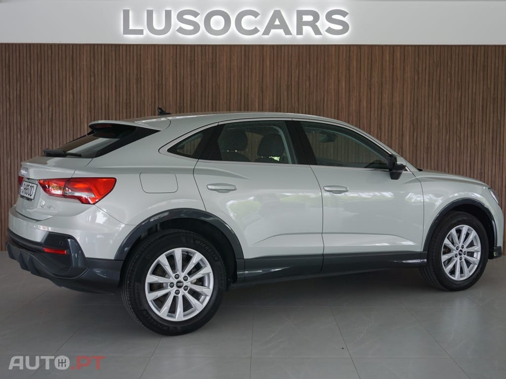 Audi Q3 45 TFSIe S tronic