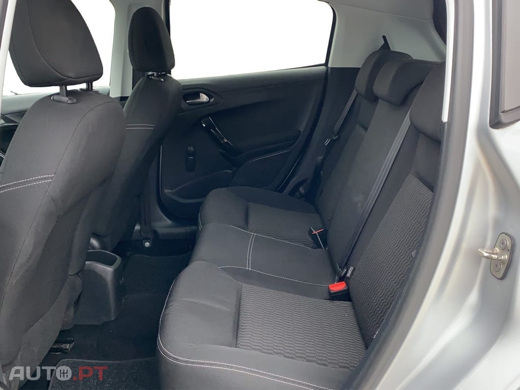 Peugeot 208 1.2 PureTech Active