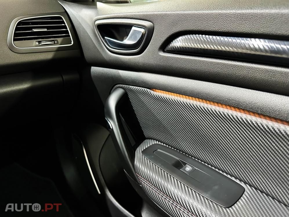 Renault Mégane 1.8 TCe R.S. EDC J19