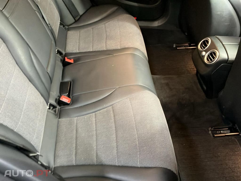 Mercedes-Benz 300 BlueTEC Hybrid Exclusive