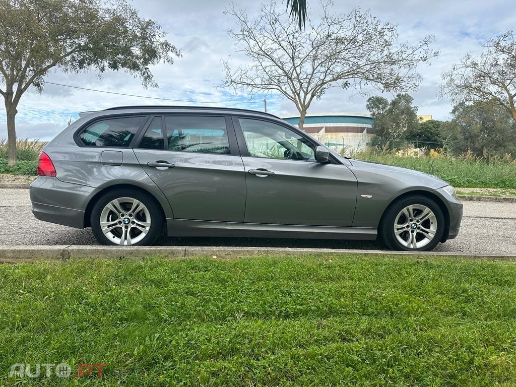 BMW 318 d Touring Line Sport