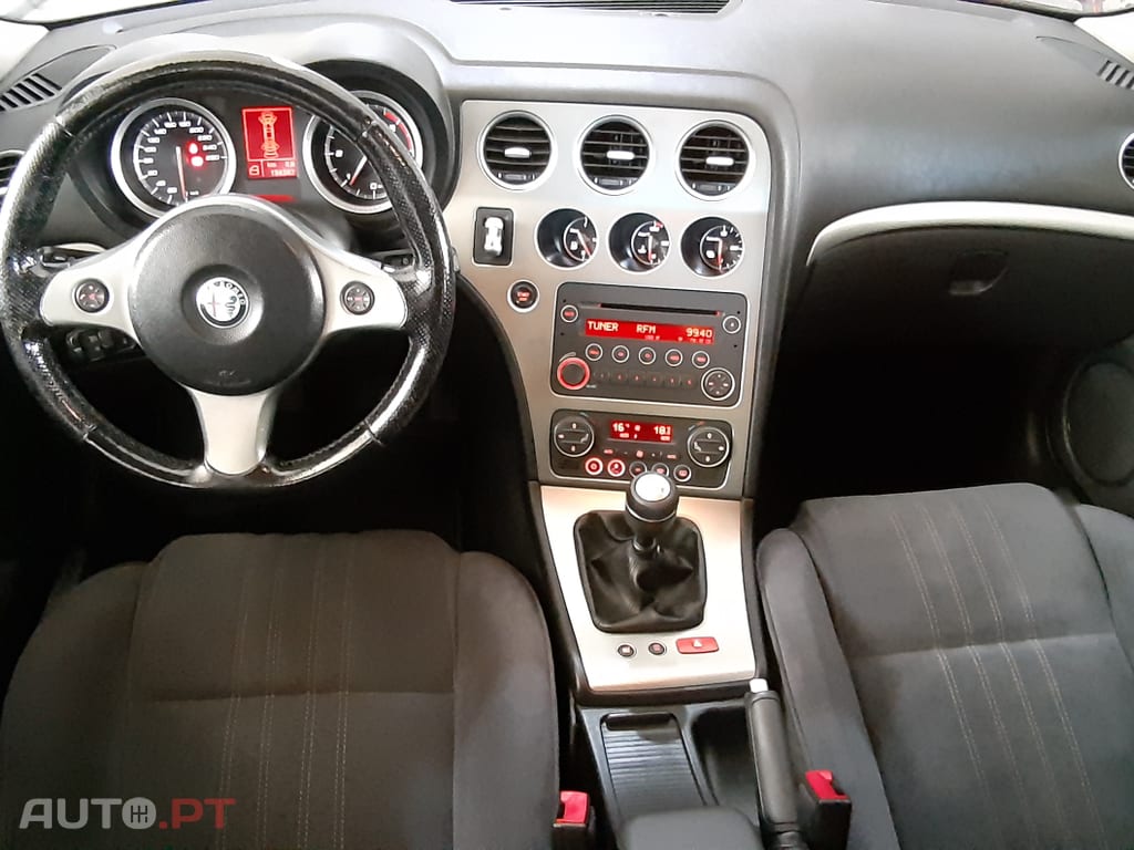 Alfa Romeo 159 Sportwagon Elegante 1.9 JTDm 150 CV