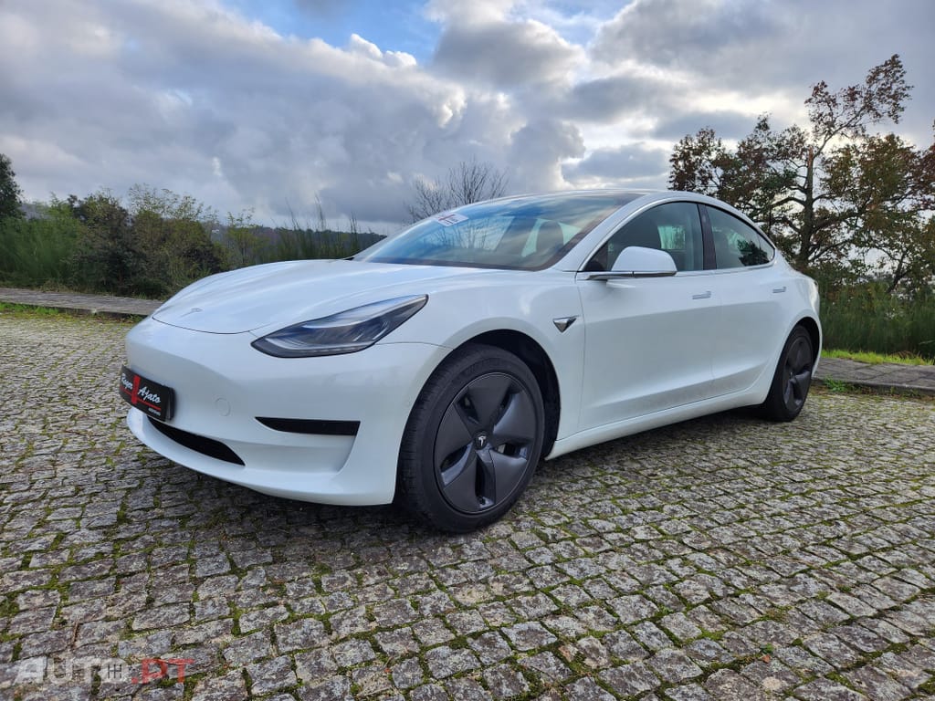 Tesla Model 3 Standard RWD Plus