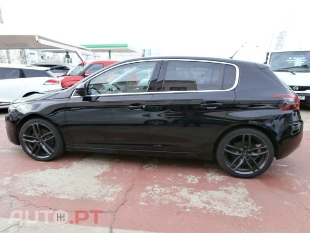 Peugeot 308 BlueHDi 130 Black Edition