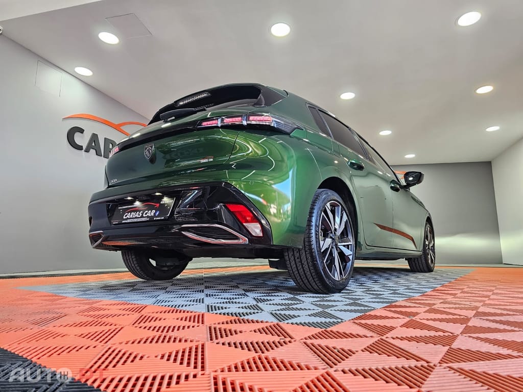 Peugeot 308 1.2 PureTech Allure EAT8