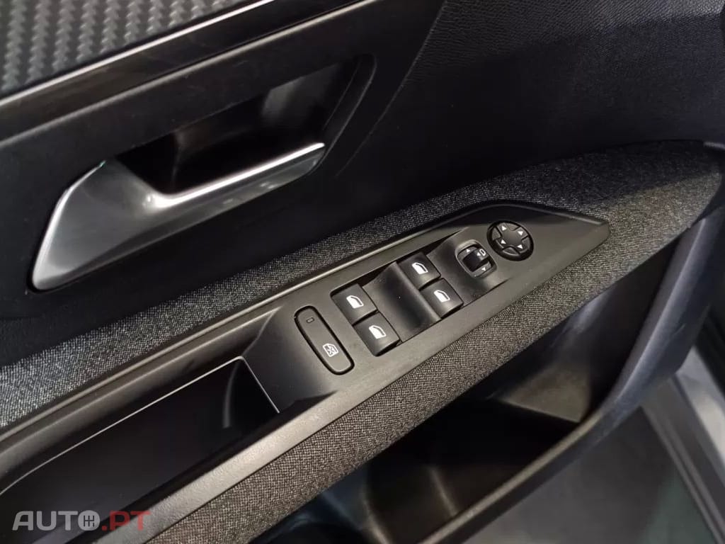 Peugeot 3008 1.6 BlueHDi Active