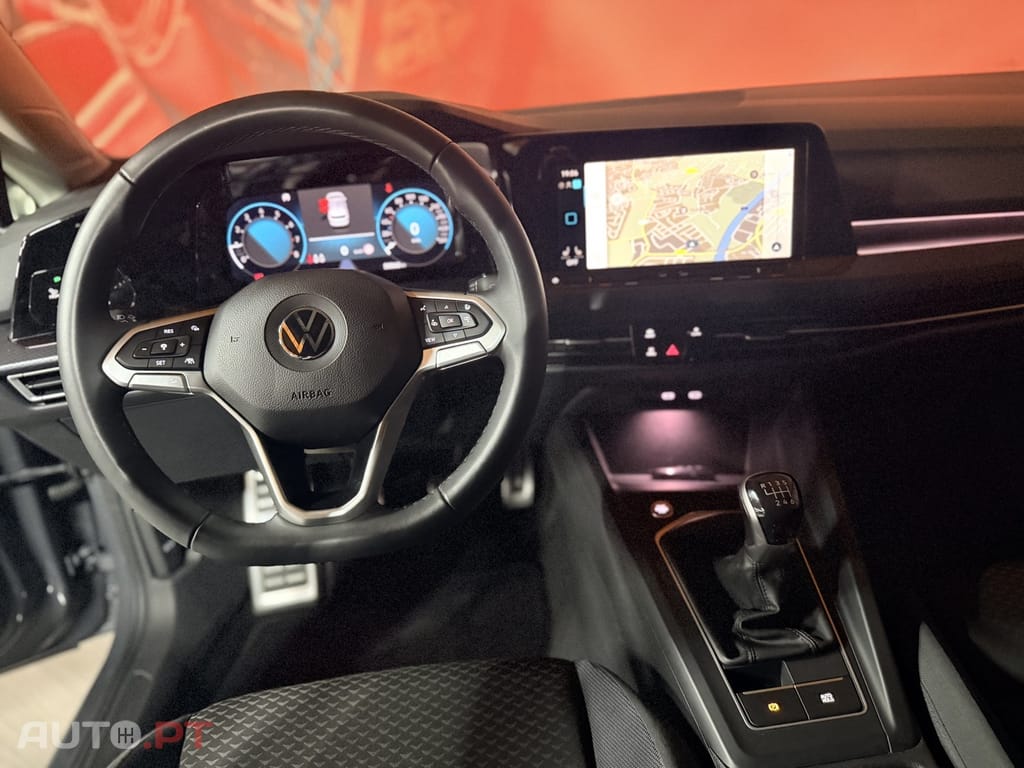 Volkswagen Golf 1.0 TSI Confortline