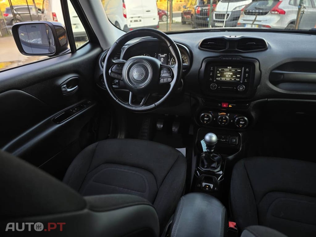 Jeep Renegade 1.6 MJD Night Eagle
