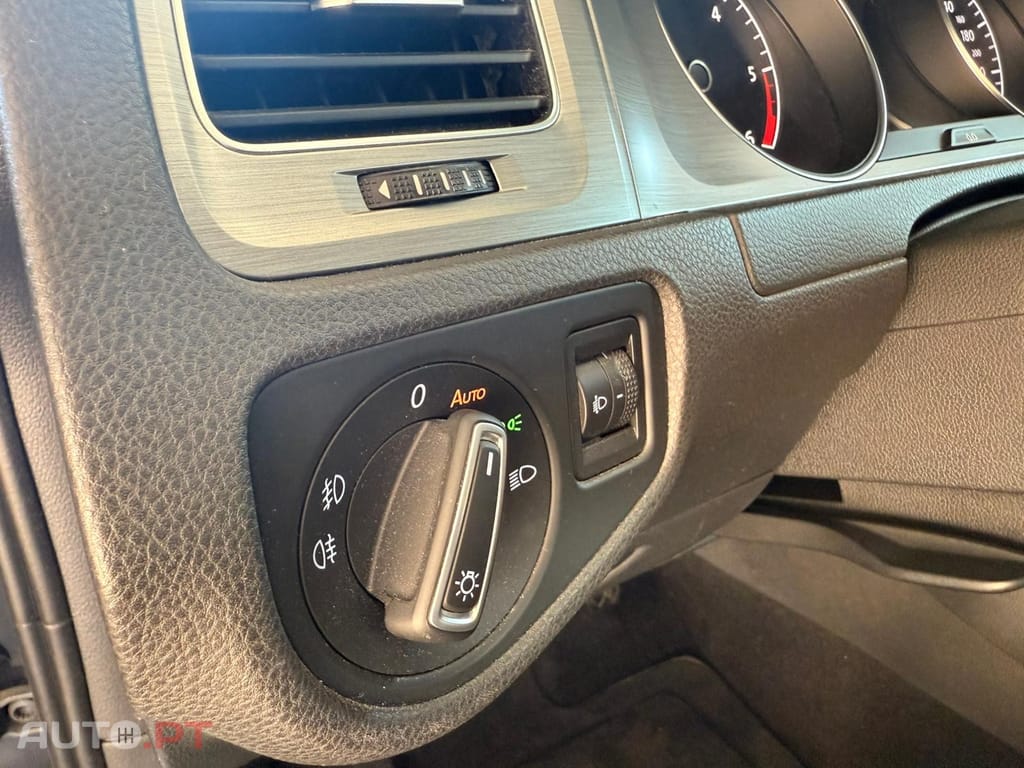 Volkswagen Golf Variant 1.6 TDi BlueMotion Confortline