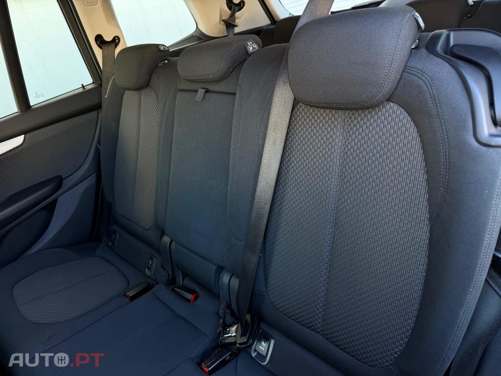 BMW 216 d 7L Advantage Auto
