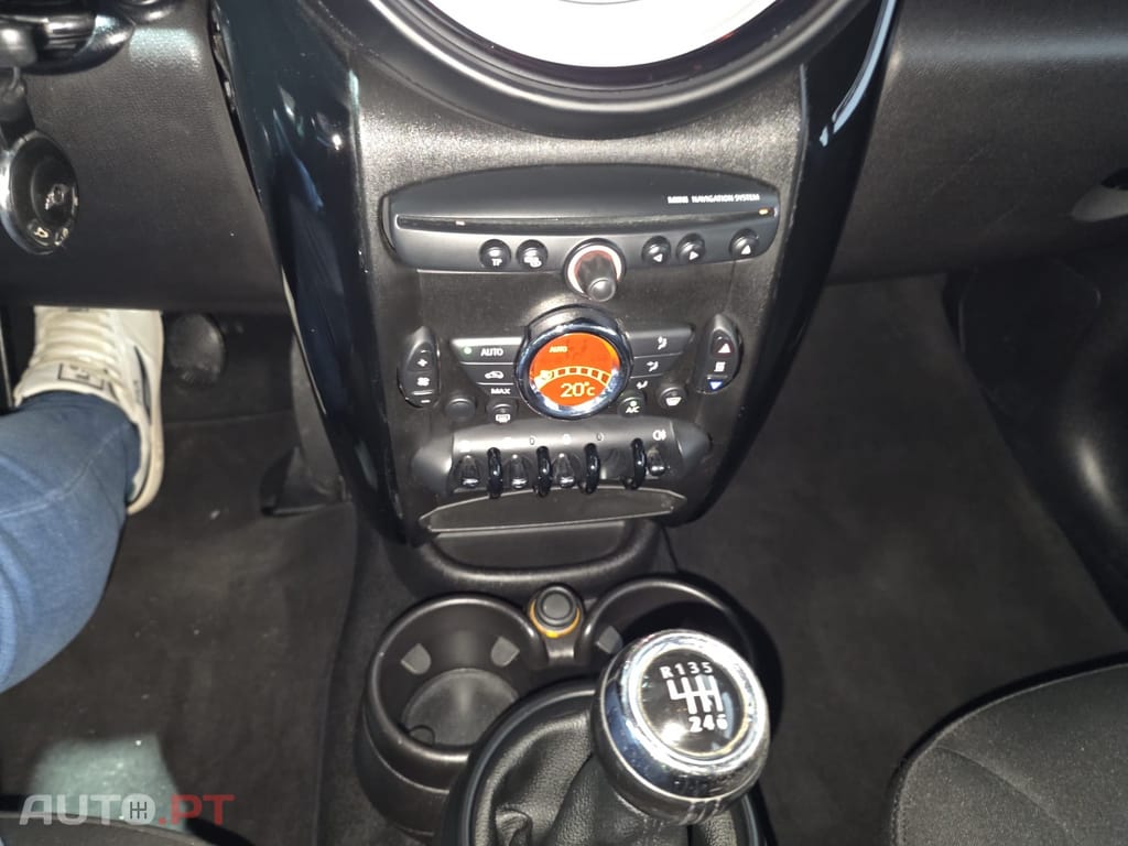 MINI Countryman One D