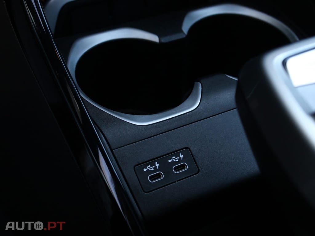 BMW iX1 xDrive30 Pack Desportivo M