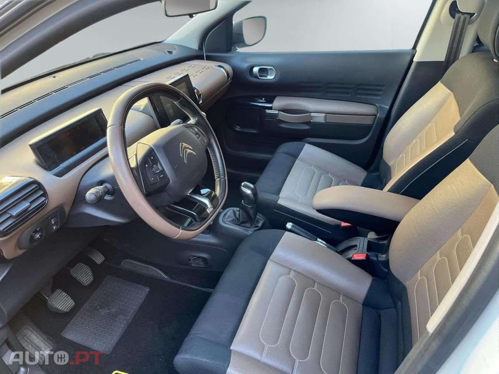 Citroen C4 Cactus 1.2 e-THP Shine Edition