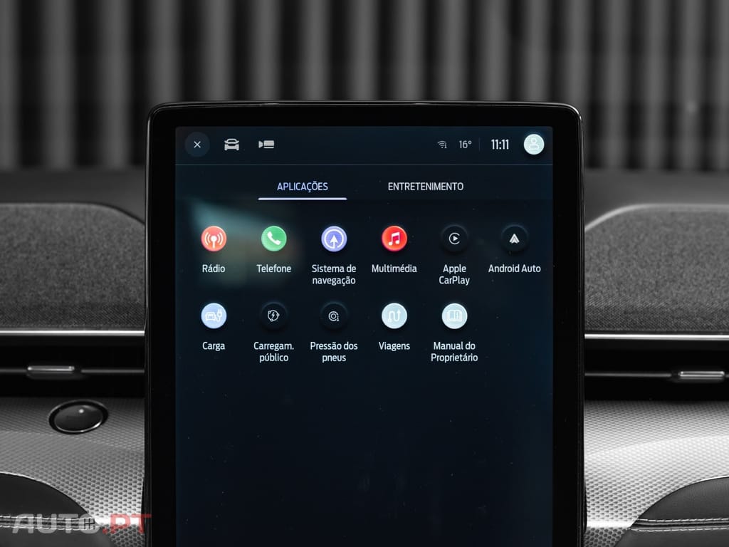 Ford Mustang Mach-E Standard