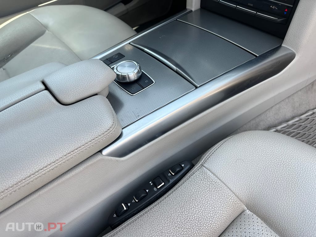 Mercedes-Benz E 300 BlueTEC Hybrid Avantgarde