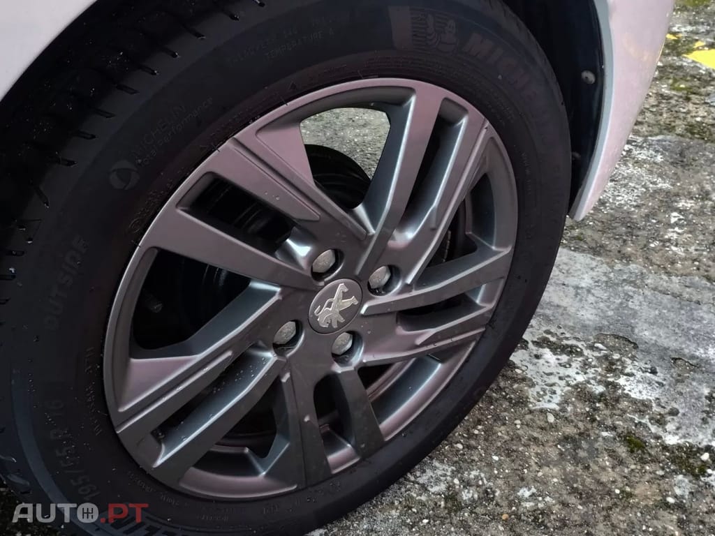 Peugeot 208 1.2 PureTech Active Pack