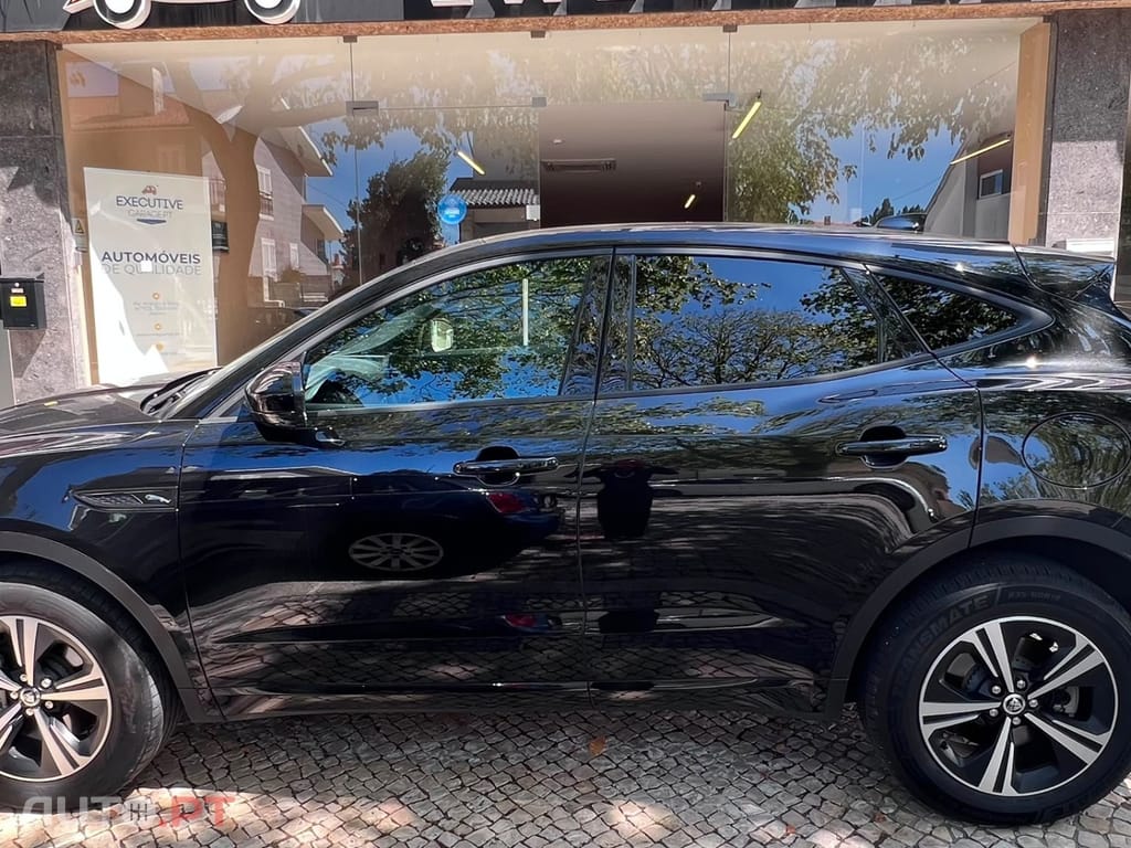 Jaguar E-Pace 1.5 P300e R-Dynamic S AWD Aut.