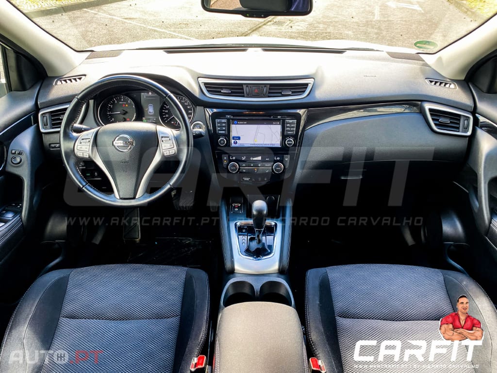 Nissan Qashqai 1.2 DIG-T N-Connecta RS+PS 18 Xtronic