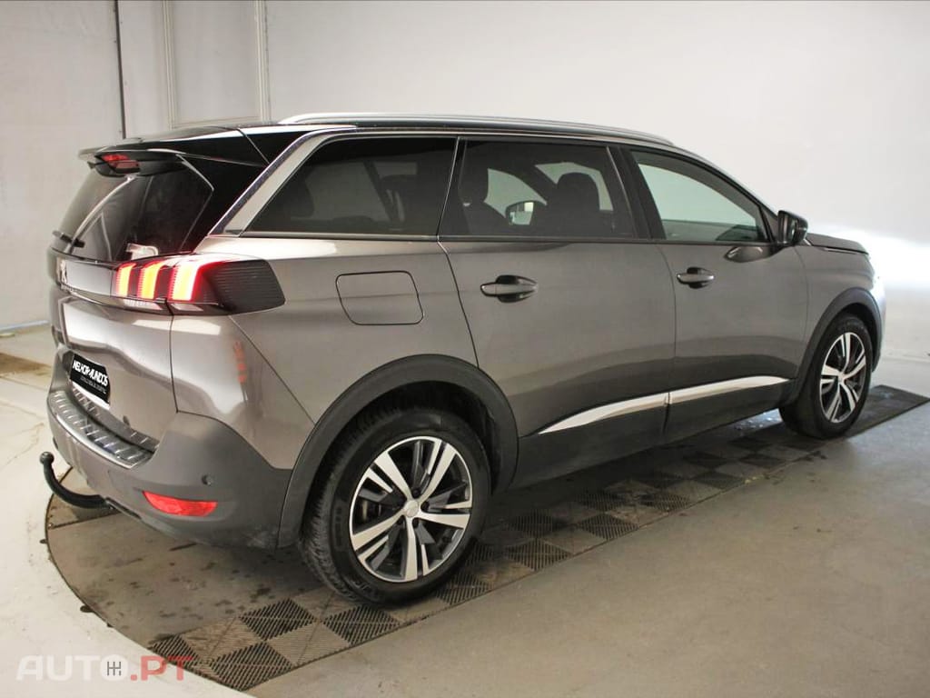 Peugeot 5008 1.5 BlueHDi Allure Pack EAT8