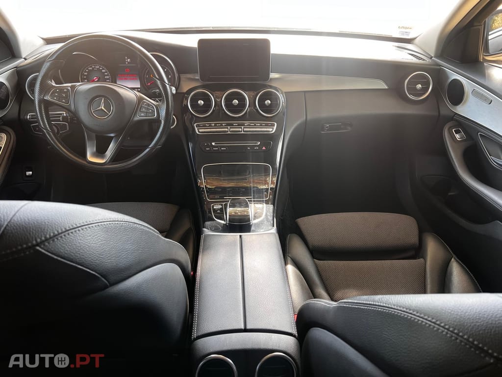 Mercedes-Benz C 300 BlueTEC Hybrid