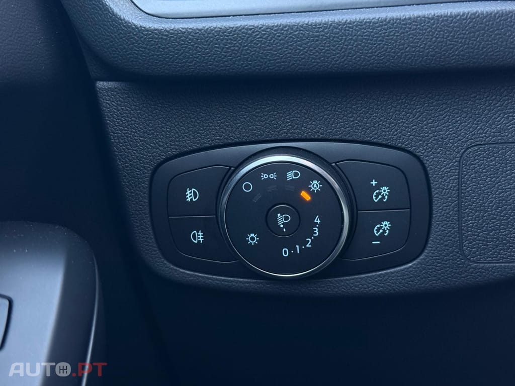 Ford Focus SW 1.0 EcoBoost MHEV Active X