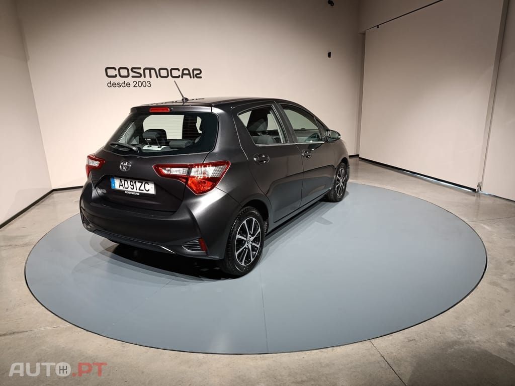 Toyota Yaris 1.0 VVT-i Confort