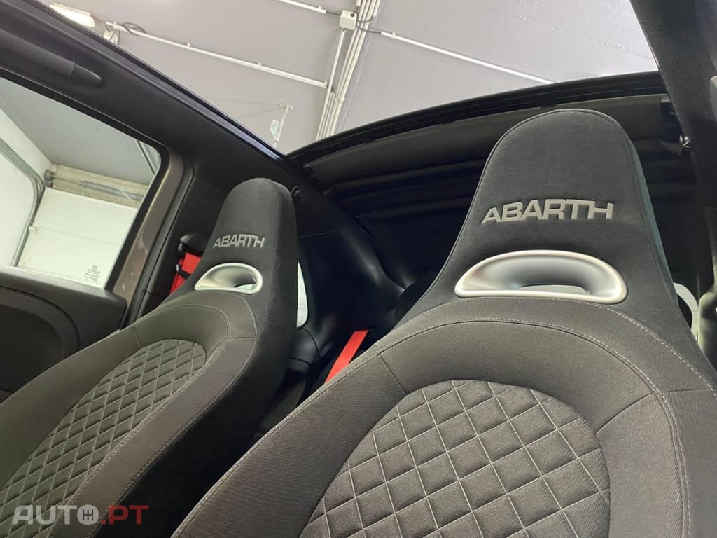 Abarth 500 595 1.4 16v T-JET 165CV