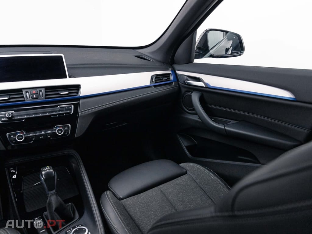 BMW X1 25 e xDrive Pack M