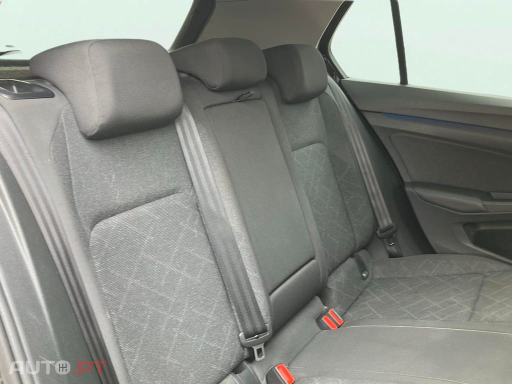 Volkswagen Golf 1.0 TSI Life