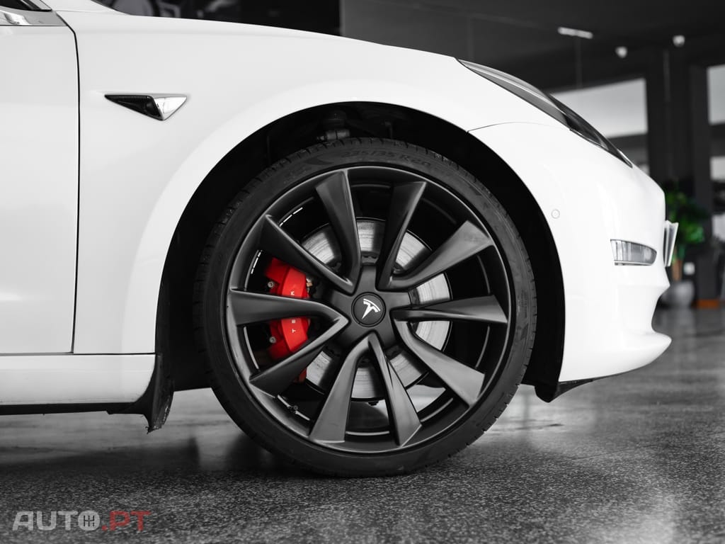 Tesla Model 3 Performance Dual Motor AWD