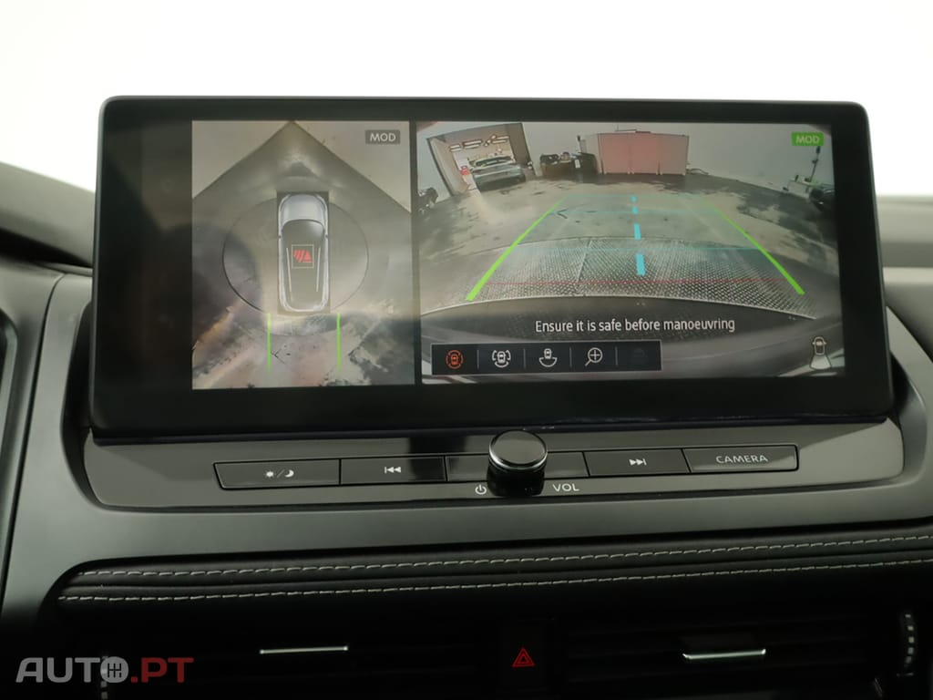 Nissan Qashqai Qashqai 1.3 DIG-T N-Connecta LED Xtronic