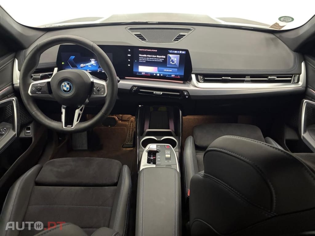 BMW iX1 eDrive20 M Sport