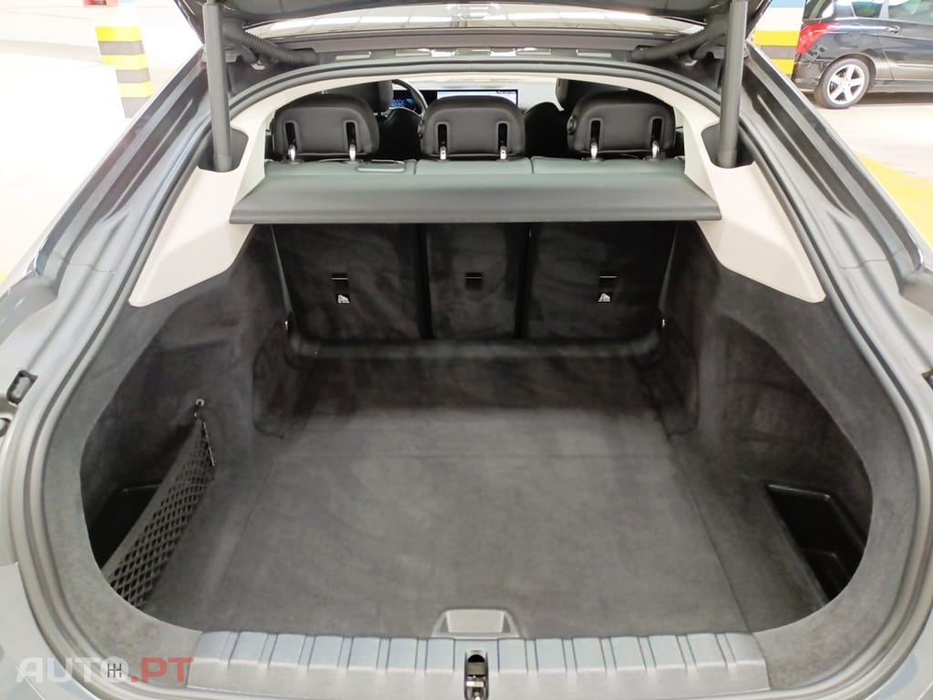 BMW i4 eDrive35