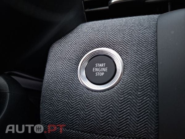 Renault Clio TCe 100 Bi-Fuel Techno